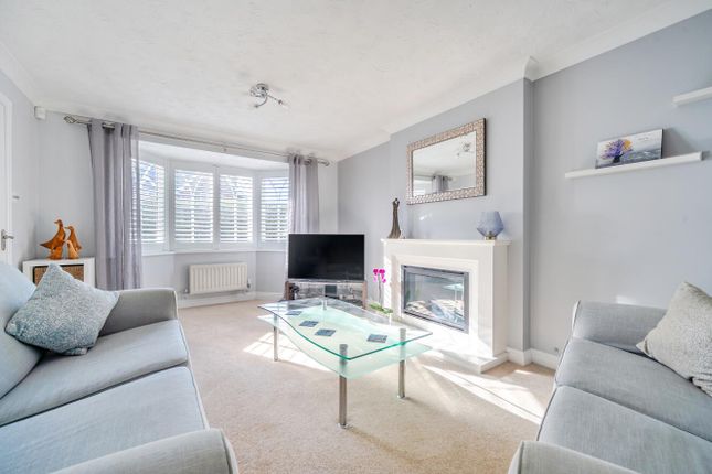 3, Littlefield Crescent, Chandler's Ford photo 2