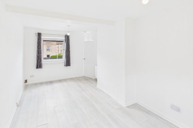 Fintry Crescent, Fintry, Dundee, DD4 9EU, Dundee photo 3