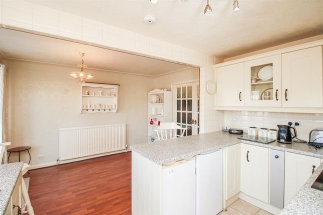 104, Ackworth Road, Pontefract photo 4