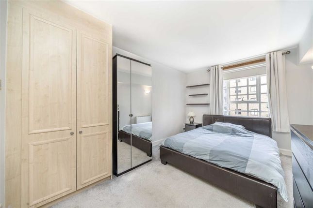 Flat to rent in Gainsford Street, London
