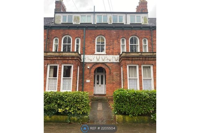 Thumbnail Flat to rent in Westbourne Avenue, Hull