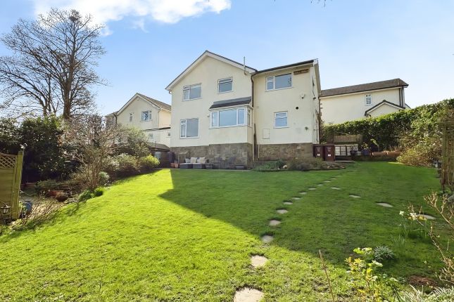 8, Fellwood Close, Keighley photo 4