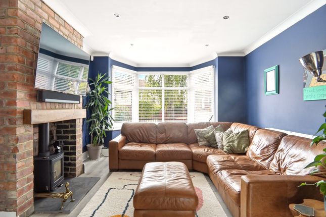 71, Becketts Park Crescent, Leeds photo 4