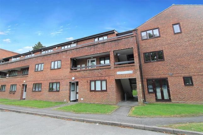 Flat to rent in Wordsworth, Middlefield