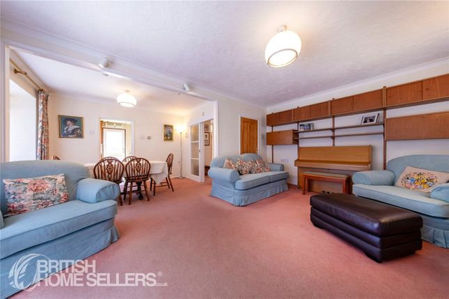42, Kemble Drive, Bromley photo 4