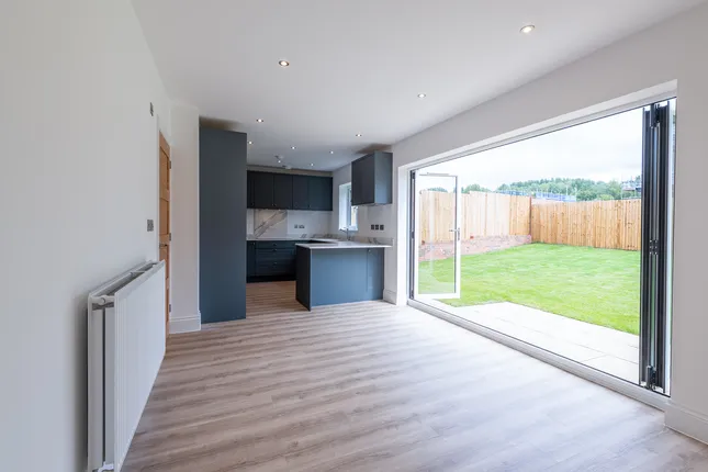 Charles Church - Kingswood development