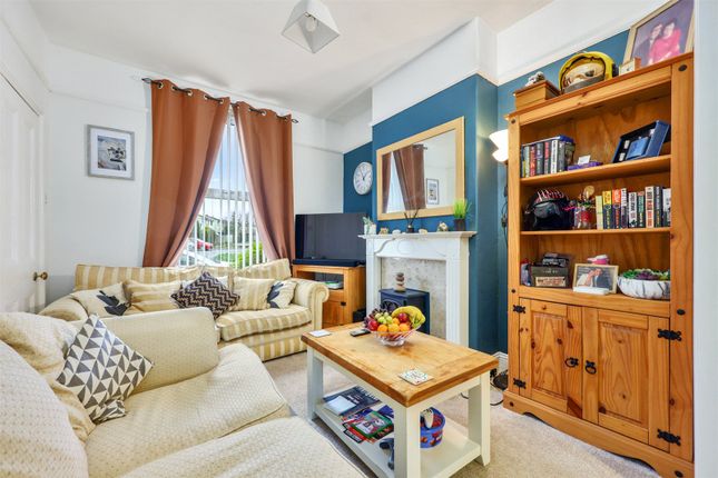 49, Carbeile Road, Torpoint photo 4