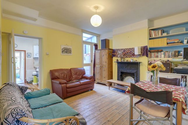 60 Gabriel Street, Honor Oak photo 4