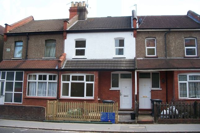 Thumbnail Terraced house to rent in Old Lodge Lane, Purley