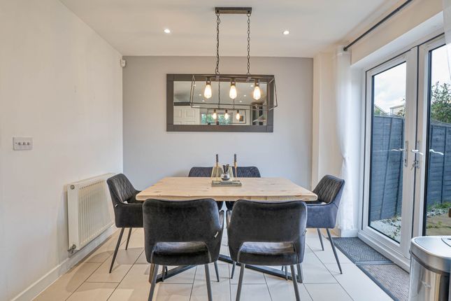 22 Aran Court, Milton Keynes photo 3