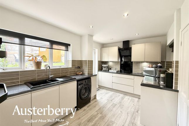 41, Westonview Avenue, Stoke on Trent photo 3
