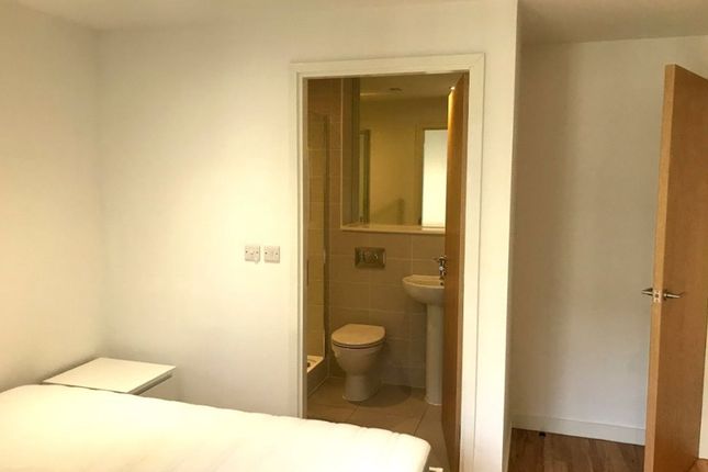Apt 612, The Exchange, Salford photo 2