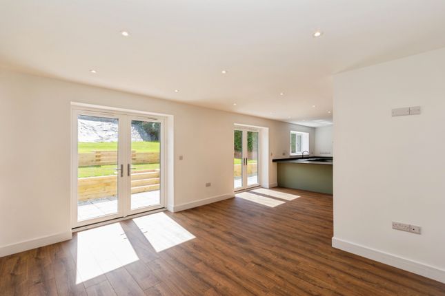 13, Manor Gardens, Exbourne, Okehampton photo 3