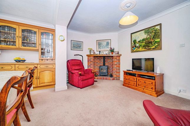 19, Kings Avenue, Hemel Hempstead photo 4