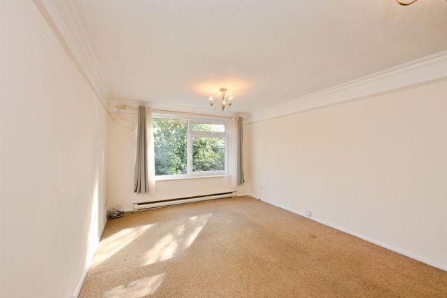 24, Woodgrange Court, Rawdon Drive, Hoddesdon photo 4