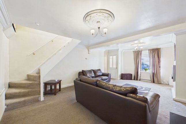 8 Dalzell Street, Moor Row photo 4