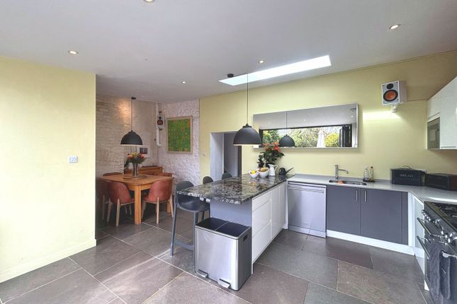22, Haw Street, Wotton-under-Edge photo 4