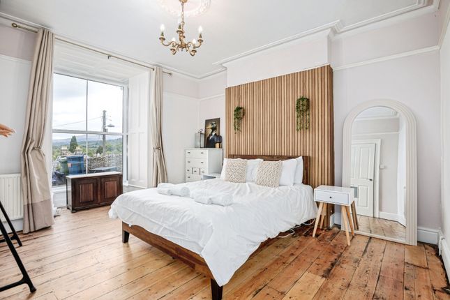 3 Lower Maisonette, Mount Pleasant Road, Dolgellau photo 2