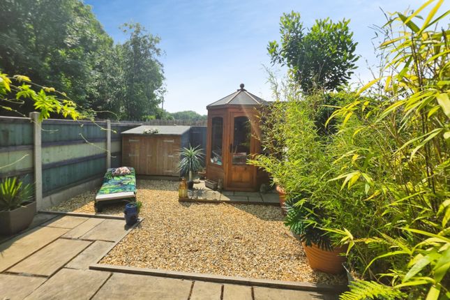Rose Cottage, 50, Ravenscliffe Road, Kidsgrove photo 2