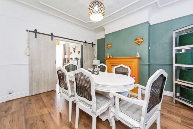 26 Wenlock Road, LIVERPOOL photo 5