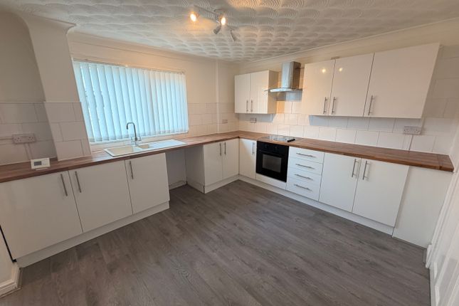 Bowland Drive, Litherland photo 3