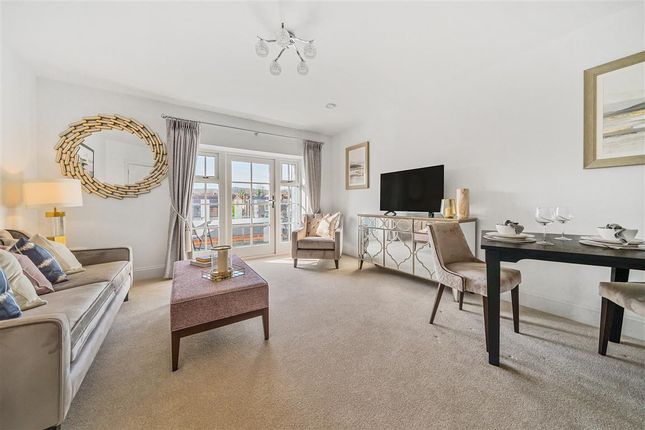Flat for sale in High Street, Great Missenden