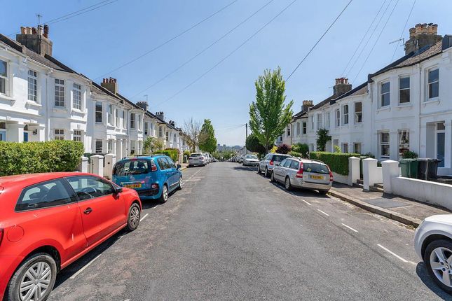 Terraced house for sale in Chester Terrace, Brighton