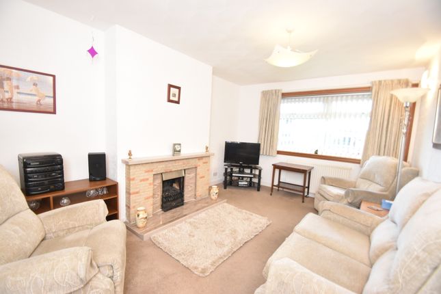 26, Millburn Crescent, Armadale photo 2