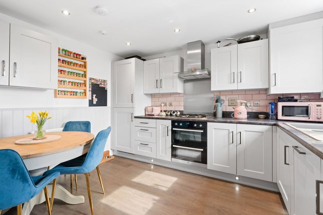 3 Barbon Close, Bishop's Stortford photo 3