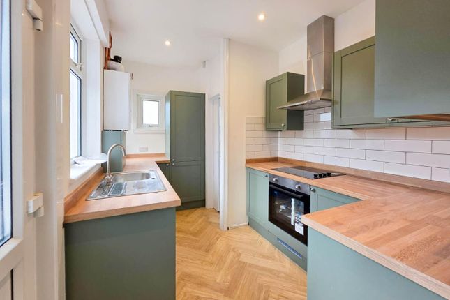 97, Moseley Street, Southend-On-Sea photo 3