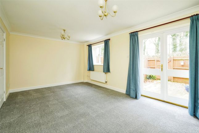 11, Sycamore Place, Burford photo 3