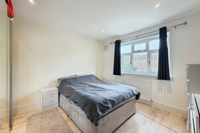 76A, Orchard Valley, Hythe photo 4