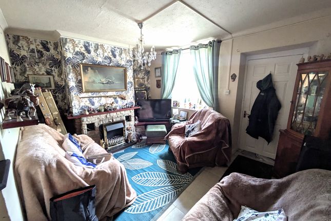 93, Leek Road, Buxton photo 4