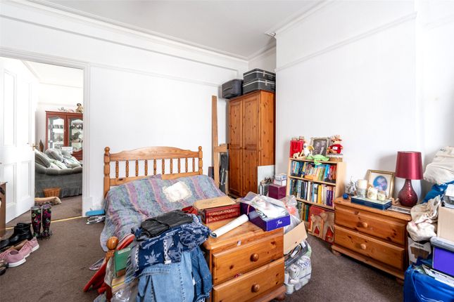 Flat for sale in Warwick Road, Worthing, West Sussex