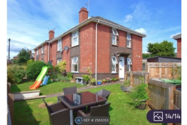 8 Hurst Avenue