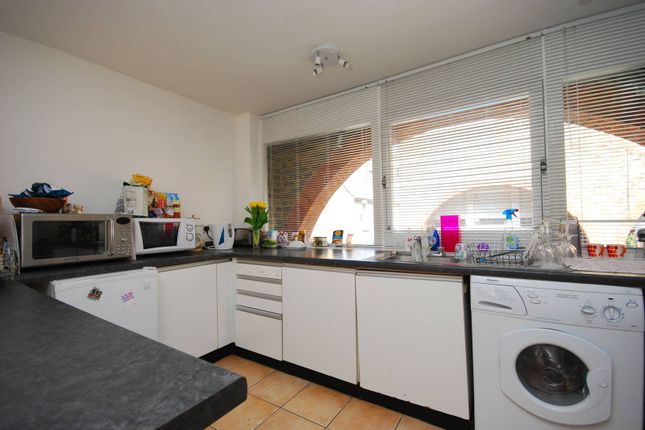 Thumbnail Property to rent in Colebrooke Row, Islington, London