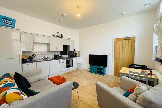 Thumbnail Flat to rent in New Connexion Street, Camborne