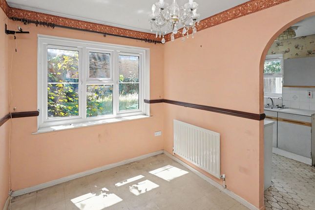 33 Wallers Close, London photo 5