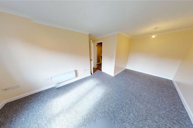 46, Berlington Court, City Centre photo 3