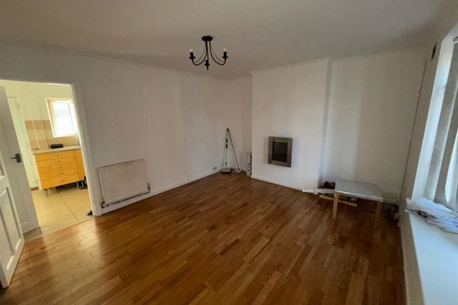 27, Jerome Road, Walsall photo 4