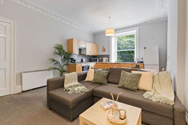 Gardner's Crescent, Edinburgh photo 3