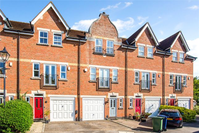 Terraced house for sale in Plater Drive, Oxford