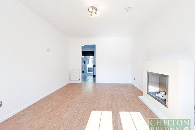 41, Kingmaker Way, Northampton photo 3