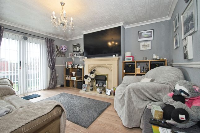 13, Hawthorn Hill, Merthyr Tydfil photo 3