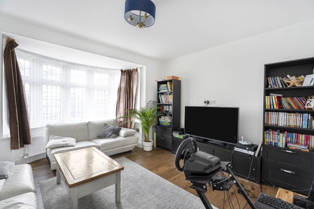 36 Exeter Road, Southgate, London photo 3