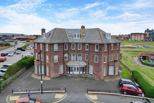 Thumbnail Flat for sale in Flat 15, 19 Royal Crescent, Whitby