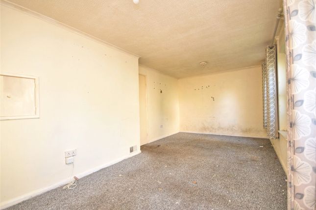 35, Riverside, Lancashire photo 4