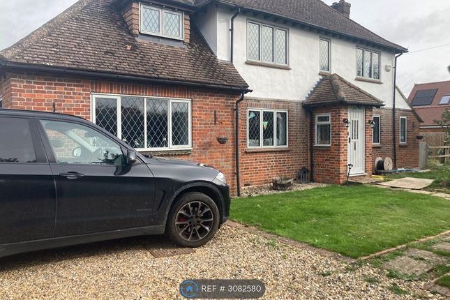 Oakley Green Road, Oakley Green, Windsor photo 2