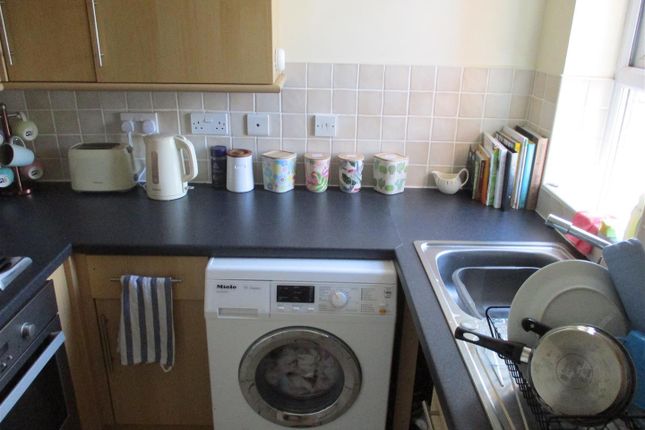 42D, King Edward Road, Nuneaton photo 3
