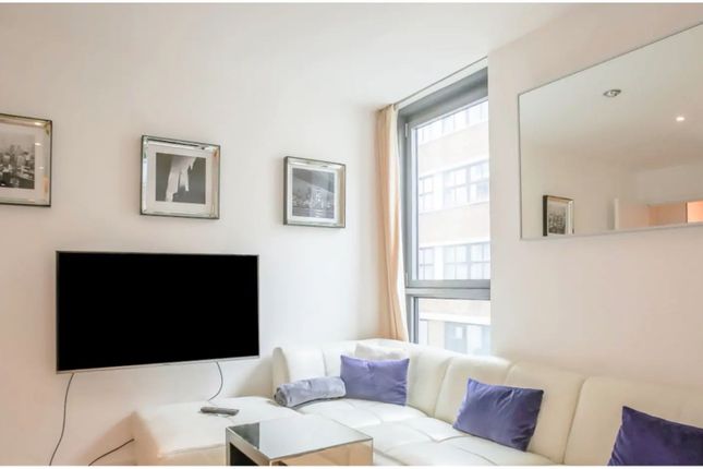Flat 41/Fable Apartments, 261c City Road, London photo 2